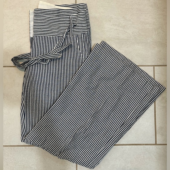 No Boundaries - Belted Palazzo Pants - Picture 1 of 5
